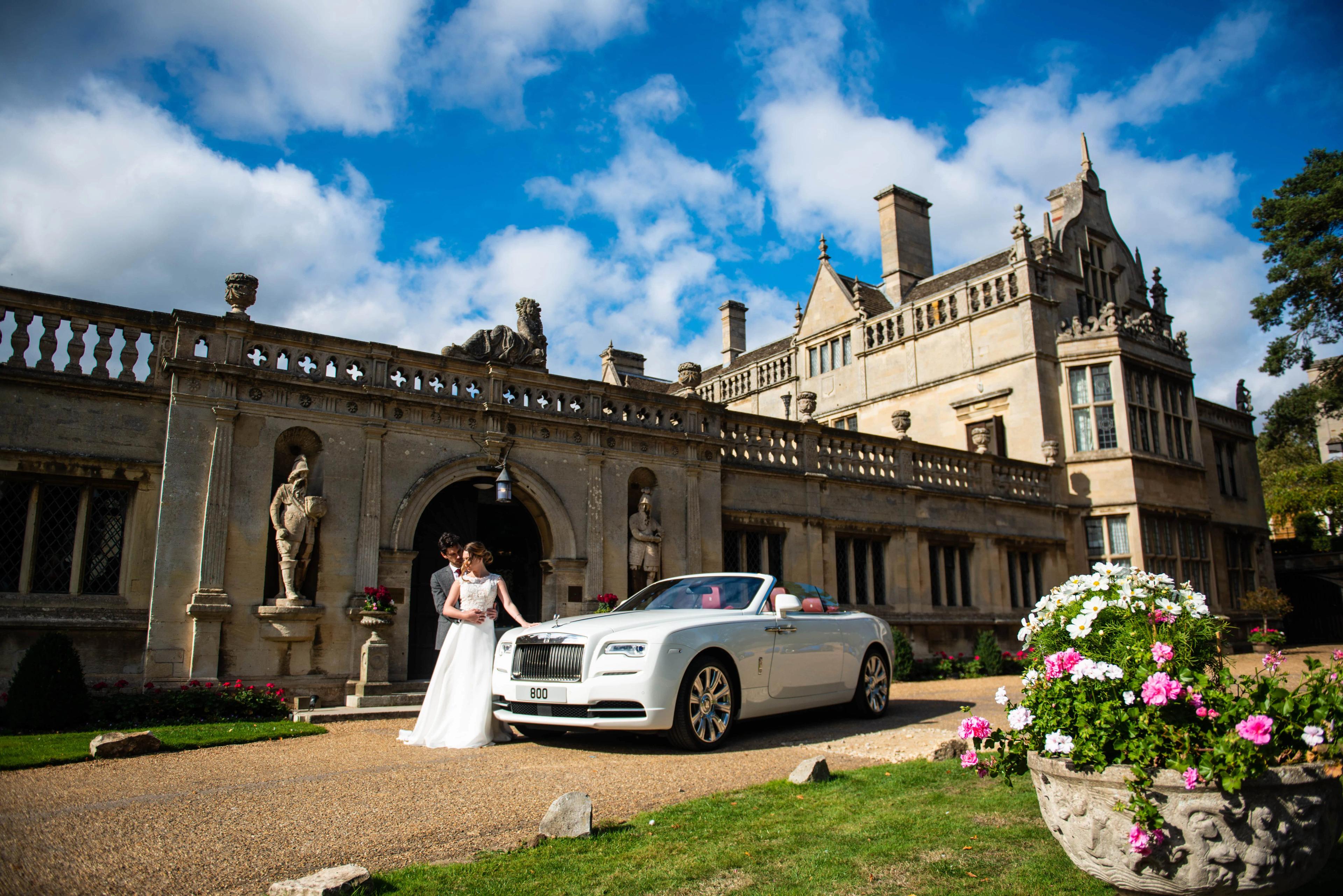 Wedding Car Hire Near Me: A Guide to Choosing Wedding Transport